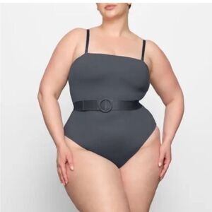 Skims Sculpting Strapless One Piece Swimsuit with Belt in Gunmetal Size 3X